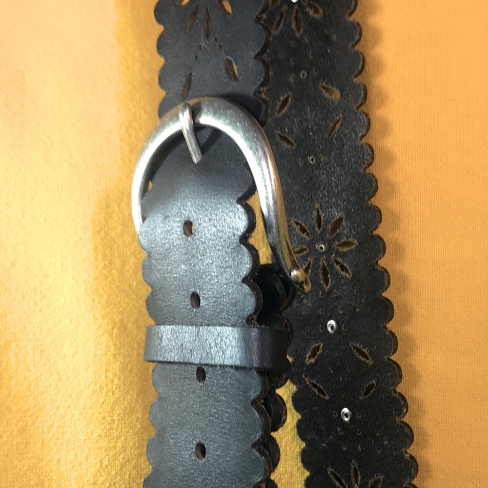 Express Black and Brown Floral Belt - Picture 4 of 11